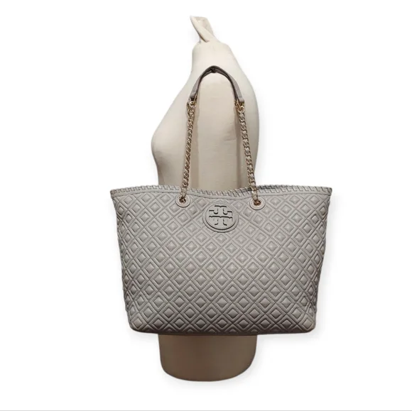 Tory Burch Quilted Shoulder Bag in Cream - Picture 7 of 16